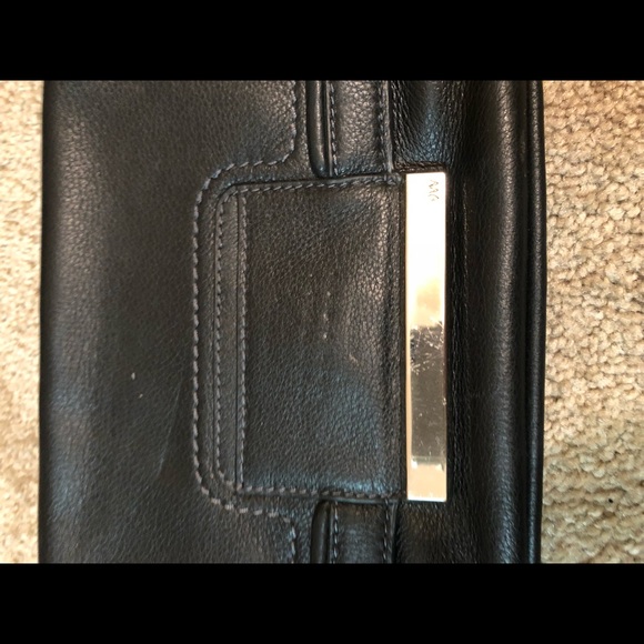 Small leather shoulder bag - Picture 2 of 8